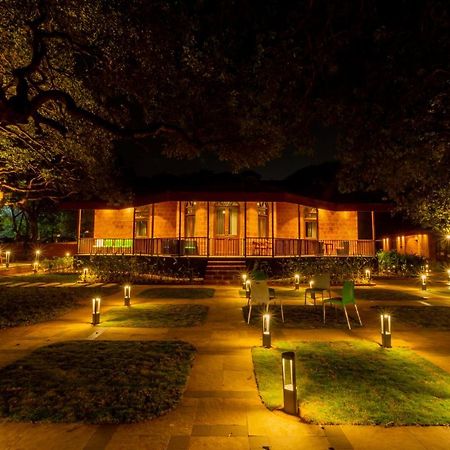 R R Heritage Resort Pure Vegetarian ماهاباليشوار المظهر الخارجي الصورة